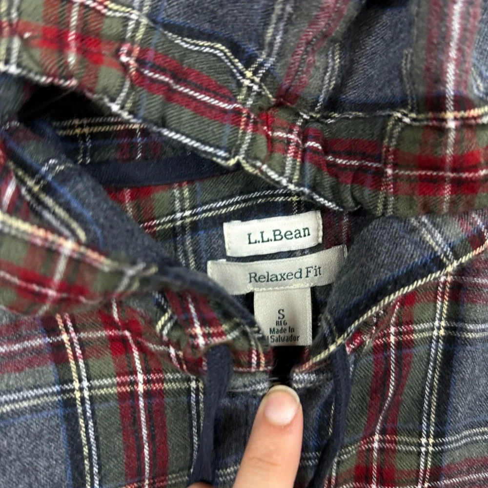 LL Bean Flannel Hoodie Mens Small Grey Red Plaid Excellent Zip Up Shirt Jacket